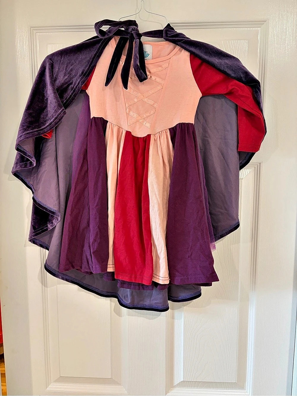 Kids Hocus Pocus Sarah Sanderson Halloween Costume dress and hooded cape 4T